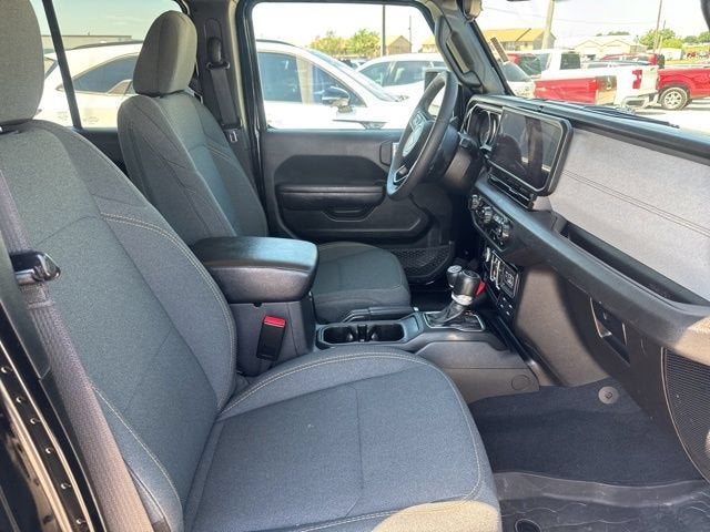 jeep wrangler 4-door 2024 1C4PJXDN4RW108433 image jeep wrangler 4-door 2024 1C4PJXDN4RW108433 image